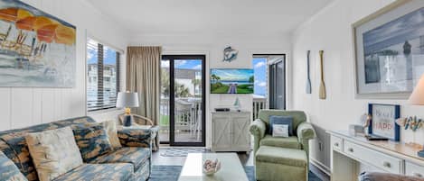 Signature Condo, 2 Bedrooms, Balcony, Ocean View | Living room | 54-cm flat-screen TV with cable channels, TV