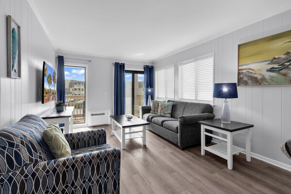 Living room - Ocean Forest Villas by Hosteeva (Myrtle Beach)