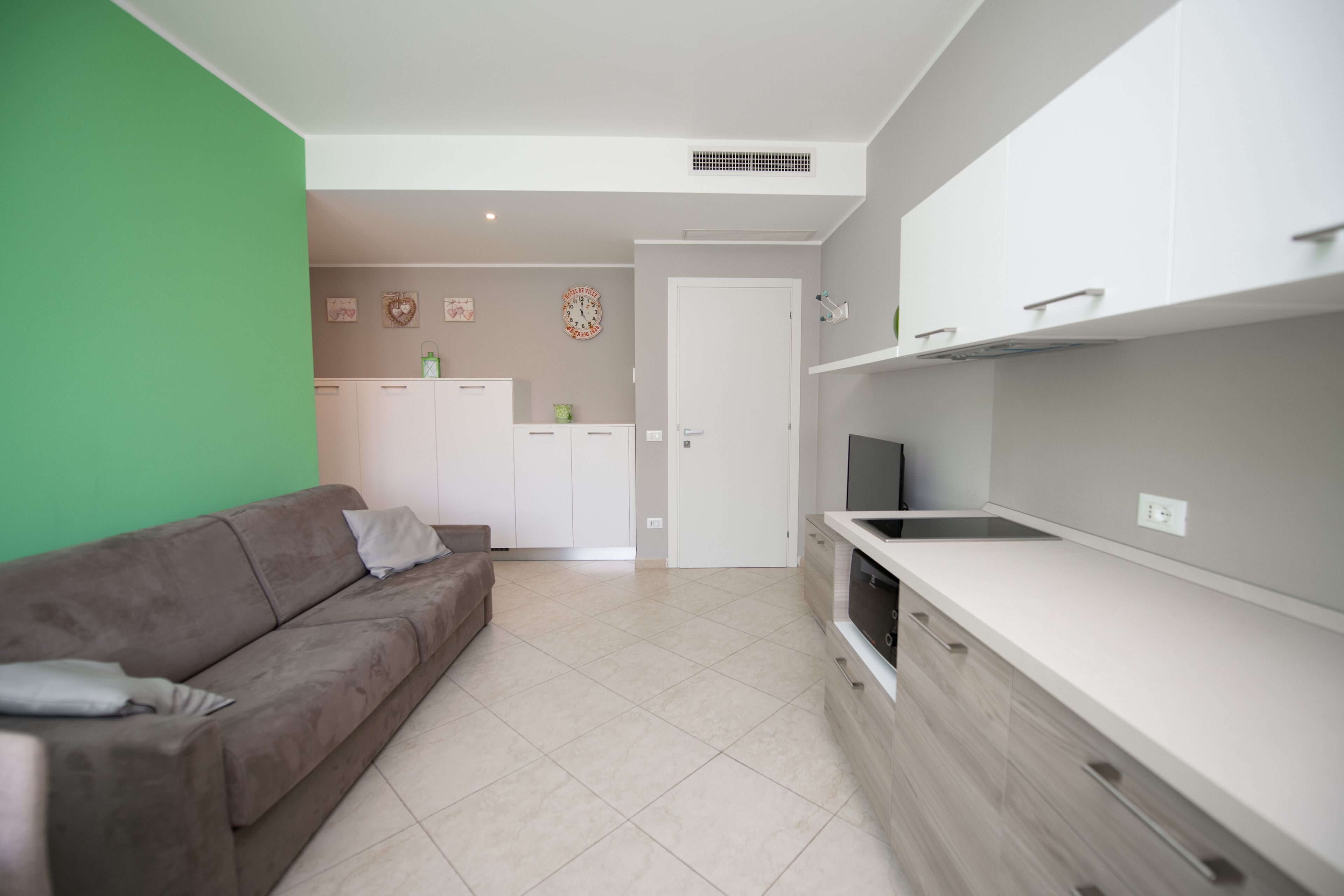 Departamento, 1 habitación (Margherita) | Cocina privada | Refrigerador, microondas, parrilla de estufa y cafetera y tetera 