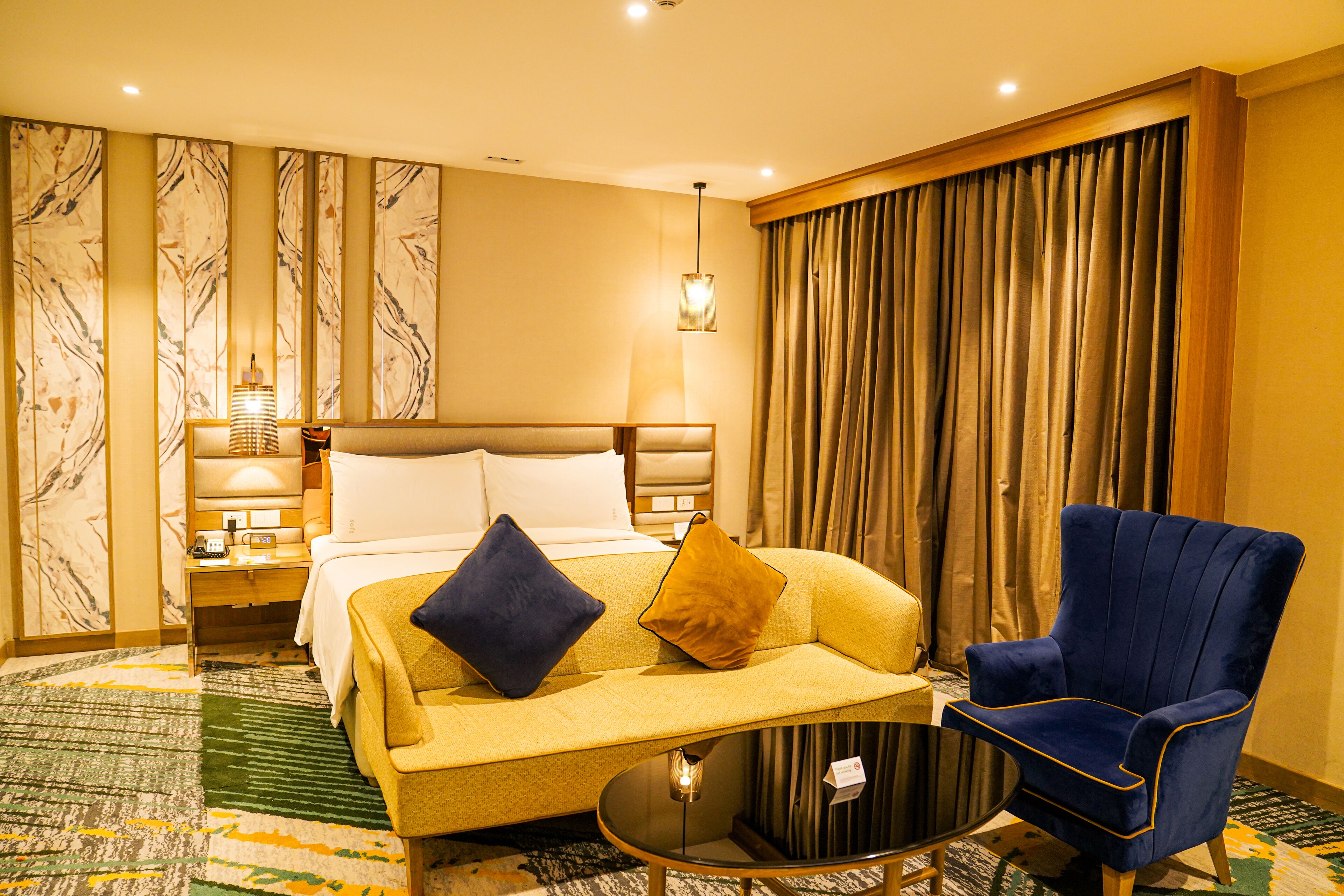 premium bedding, minibar, in-room safe, individually furnished