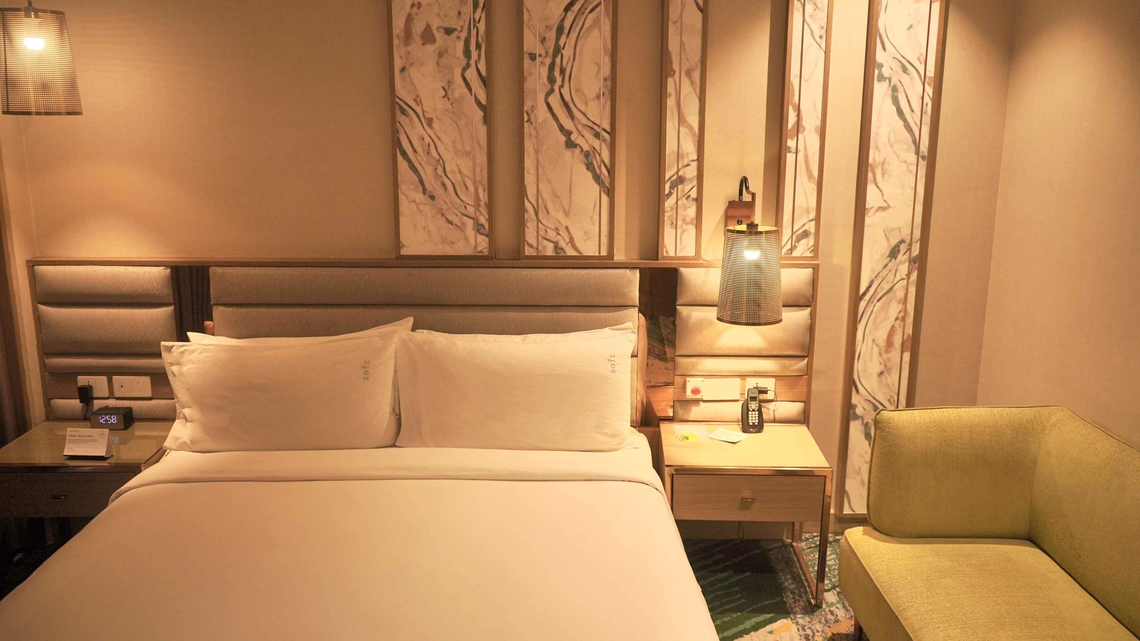 room, 1 king bed, mobility accessible | premium bedding, minibar, in-room safe, individually furnished