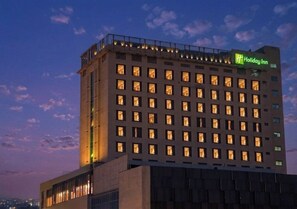 Exterior - Holiday Inn Chandigarh Zirakpur by IHG (Dera Bassi)