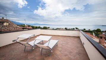 Apartment, 1 Bedroom | Terrace/patio