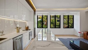 Fridge, microwave, oven, stovetop