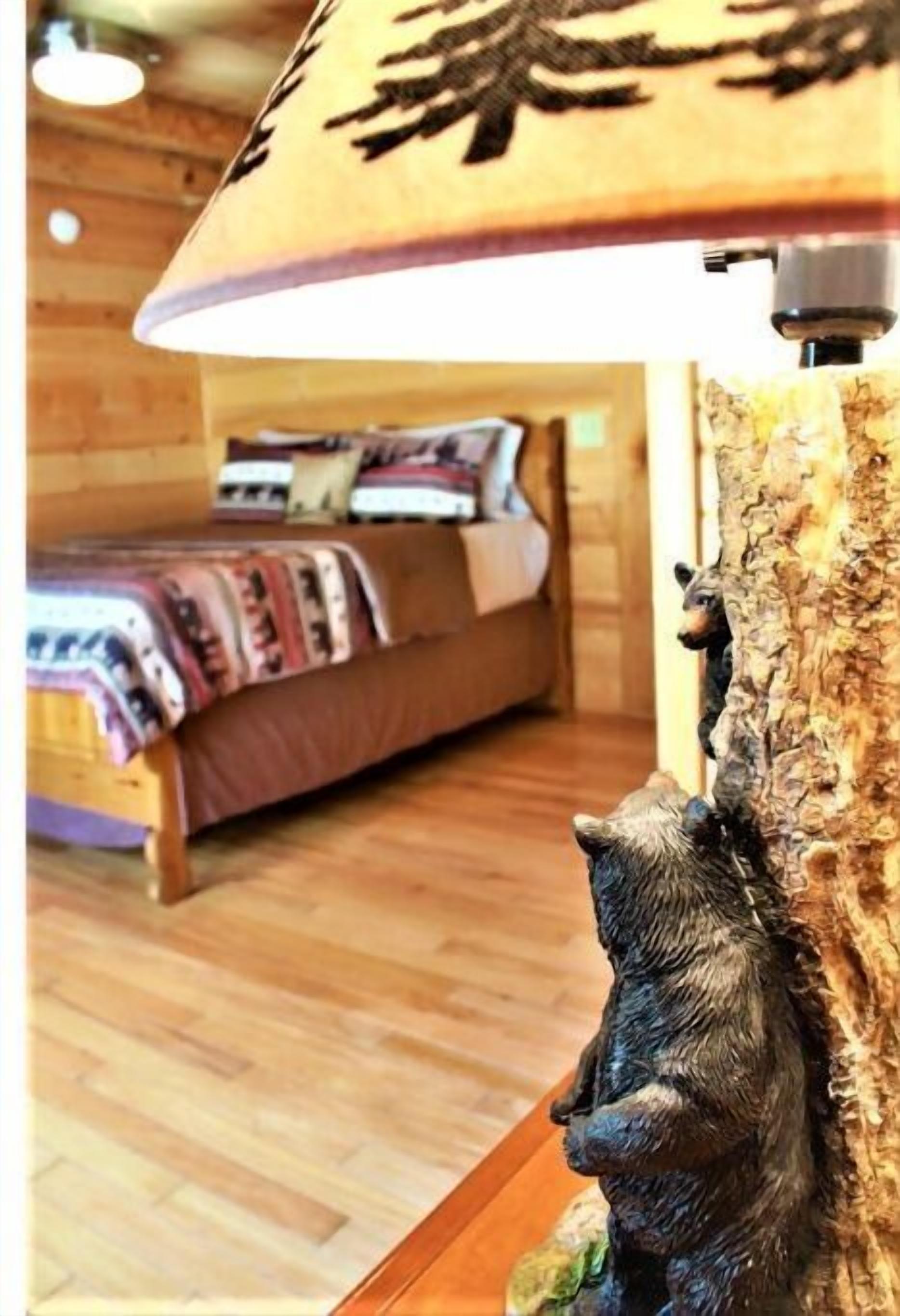 5 bedrooms, desk, iron/ironing board, free WiFi