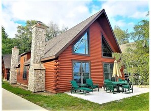 Exterior - Unity Log Cabin on Bass Lake (Knox)