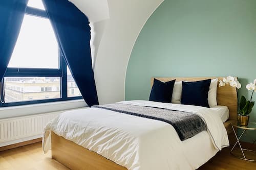 Executive Apartment | 2 bedrooms, premium bedding, individually decorated, desk