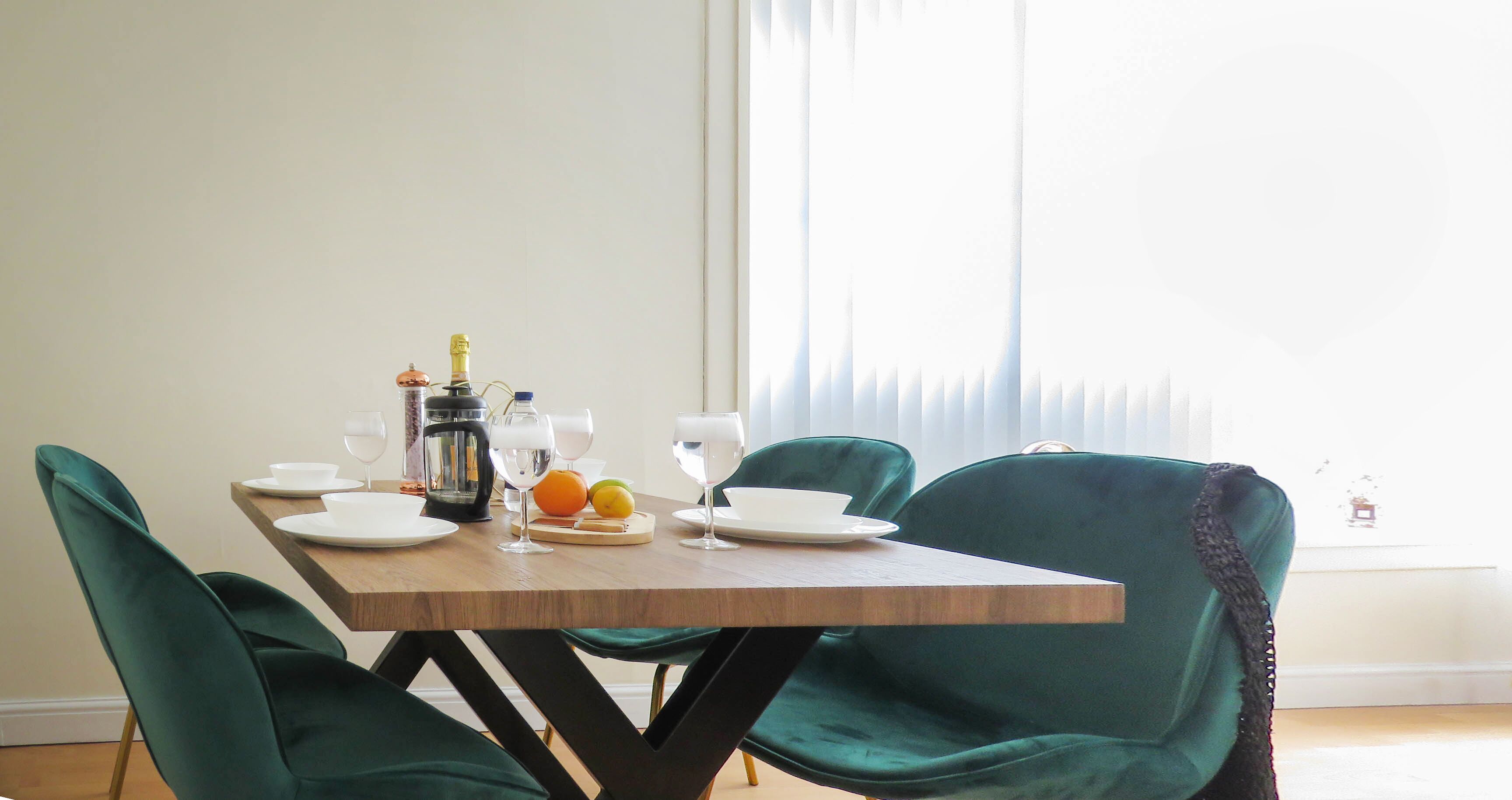 Apartemen Deluks | Makan di kamar
