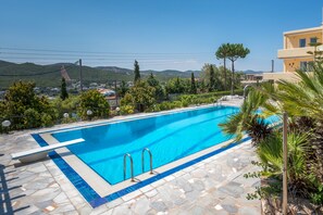 Piscina all'aperto