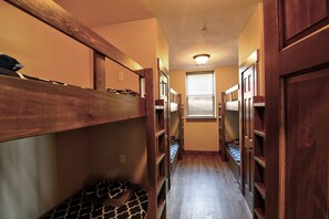 7 Schlafzimmer, WLAN, Bettwäsche