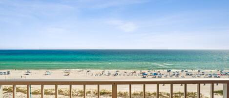 Condo, 1 King Bed with Sofa bed (The Summit 727) | Exterior