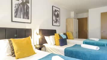 Apartment | 2 bedrooms, individually decorated, individually furnished