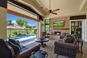 Interior - Gorgeous Home in Bermuda Dunes Country Club (Bermuda Dunes)