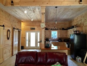 Unclassified image, 2 of 18, button