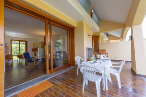 Family Townhome, Multiple Bedrooms, 2 Bathrooms, Mountainside (Sunset in Ranco) | Outdoor dining - Sunset in Ranco (Ranco)