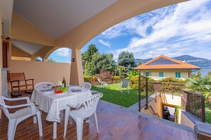 Casa de ciudad familiar, varias habitaciones, 2 baños, junto a la montaña (Sunset in Ranco) | Vista al lago