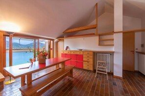 Dining room - Sunset in Ranco (Ranco)