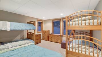 1 chambre, fer et planche Ă  repasser, Wi-Fi gratuit, draps fournis