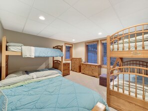 1 soverom, strykejern/-brett, wi-fi (inkludert) og sengetøy