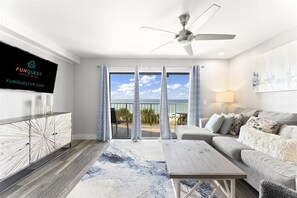 House (The Summit 409) | Living room
