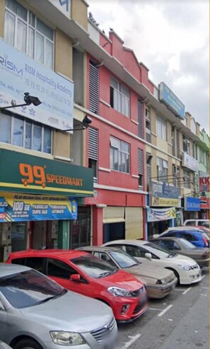 Exterior - My Homie Capsule Hotel (Kuala Lumpur)