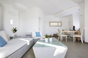 Living room - White (Santorini)