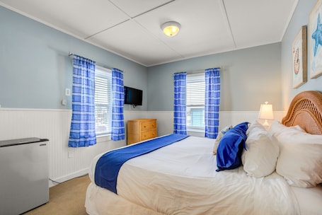 Wifi gratis y ropa de cama . Surf City Hotel