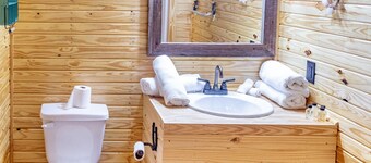1bd rm, 1 bth, hotel style cabin w/ Mini fridge, micro, & tv, at Kick Back Ranch