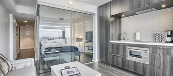 Elegant One-Bedroom in the Heart of Yorkville