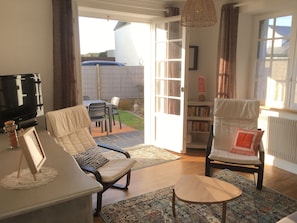 TV, books