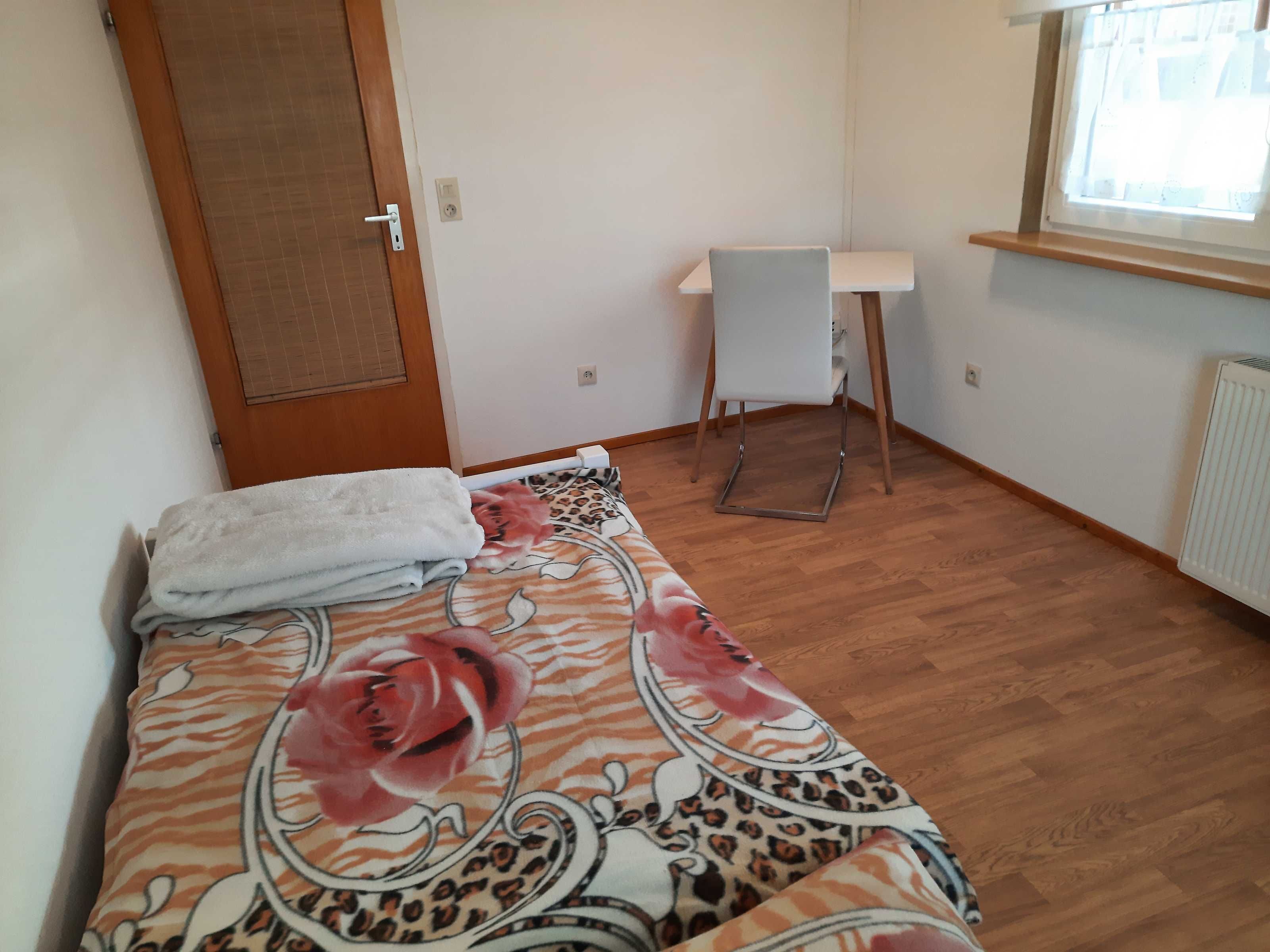 1 soveværelse, skrivebord, Wi-Fi, sengetøj