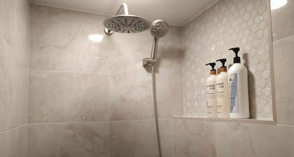 Newly renovated entire guest suite in Orange County.