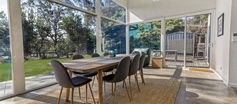 Kookaburras - Peace and quiet with private jetty in natural surrounds