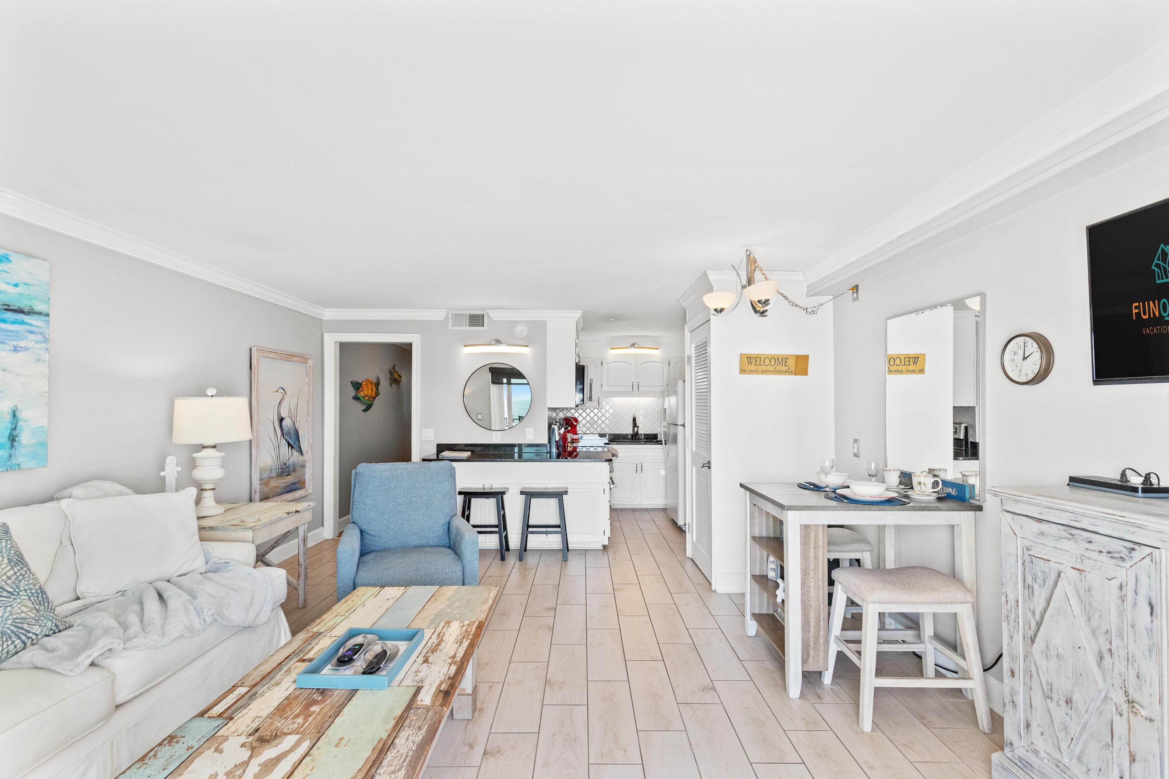 Condo, 1 King Bed with Sofa bed (The Summit 1121) | Living area