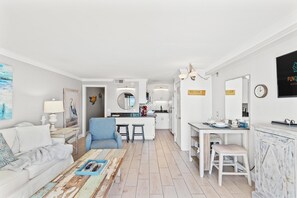 Lägenhet - 1 kingsize-säng med bäddsoffa (The Summit 1121) | Vardagsrum