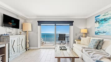 Condo, 1 King Bed with Sofa bed (The Summit 1121) | Living area