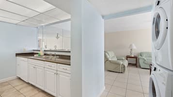 Condo, 2 Queen Beds (Moondrifter 606) | Exterior