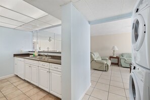 Condo, 2 Queen Beds (Moondrifter 606) | Exterior