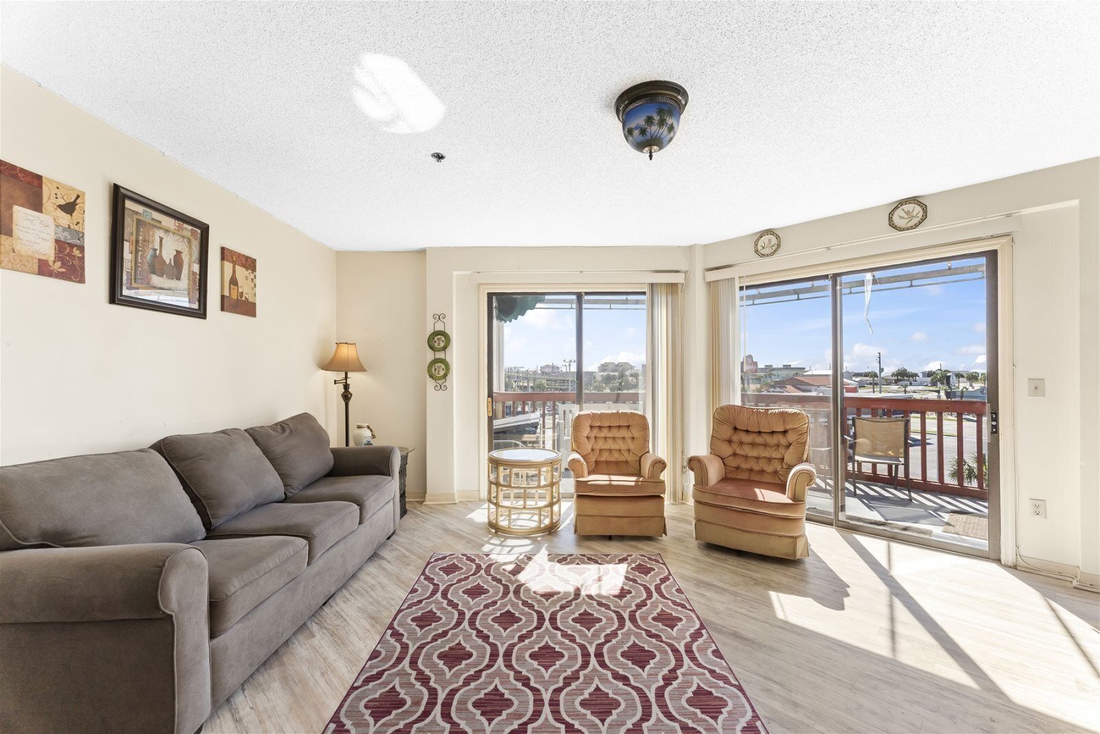 Condo, 1 Queen Bed with Sofa bed (1302B St Thomas Square) | Exterior