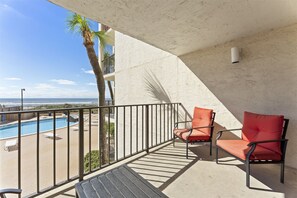Casa (Moondrifter 205) | Balcón