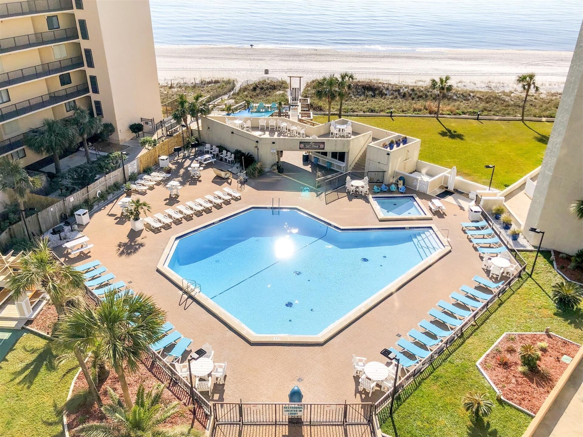 Studio, 2 Queen Beds (Top of the Gulf 607) | Pool