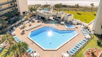 Studio, 2 Queen Beds (Top of the Gulf 607) | Pool