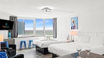 Studio, 2 Queen Beds (Top of the Gulf 607)