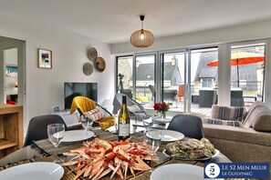 تناول الطعام