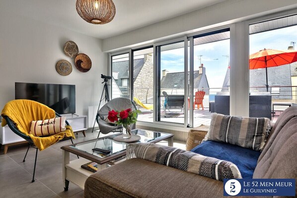 تلفزيون، كُتُب