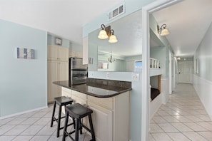 Maison (The Summit 1206) | Cuisine privée | Un four