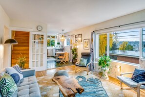 TV, fireplace, books