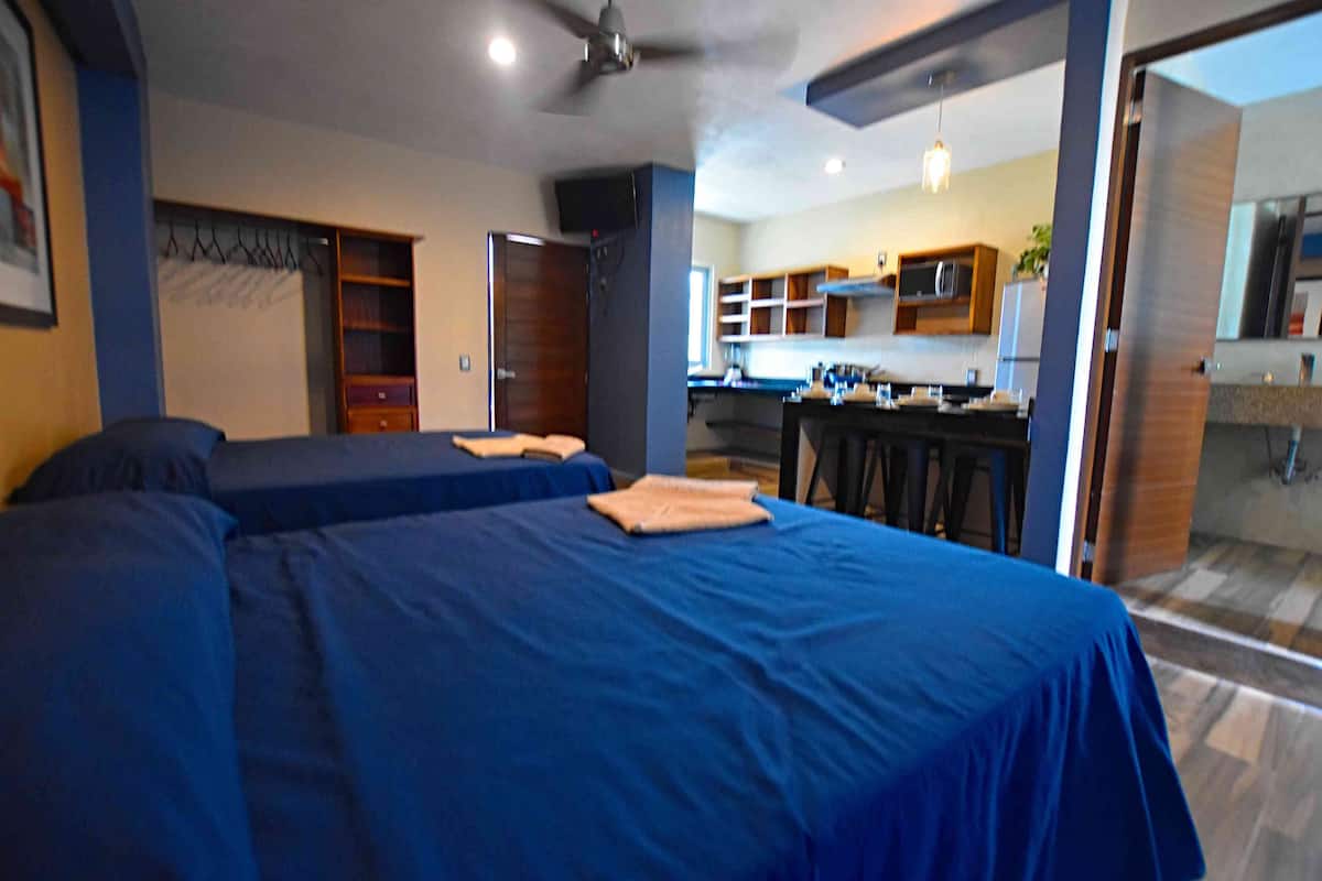 Habitación | Wifi gratis y ropa de cama