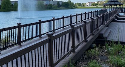 Take a Walk Around The Lake - Close to many attractions and Airport.