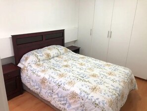 2 bedrooms, WiFi - (6) 2 bedroom premiere dept. Miraflores tourist area (Miraflores)